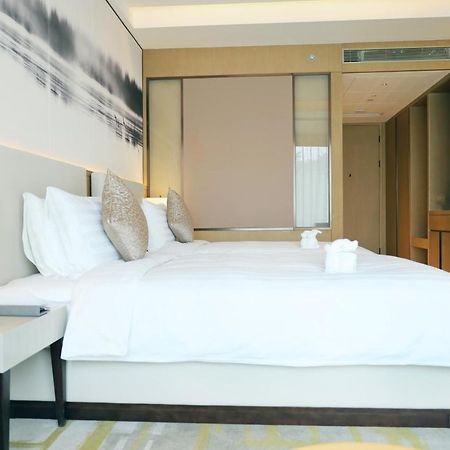 Metropark Hotel Hongqiao Шанхай Екстер'єр фото