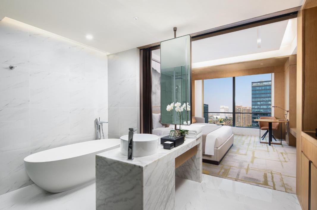 Metropark Hotel Hongqiao Шанхай Екстер'єр фото